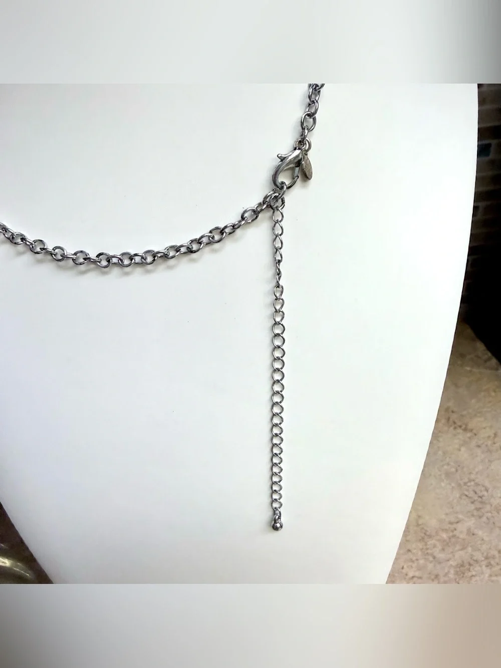 Vintage Premier Designs Chiffon silver tone bib necklace